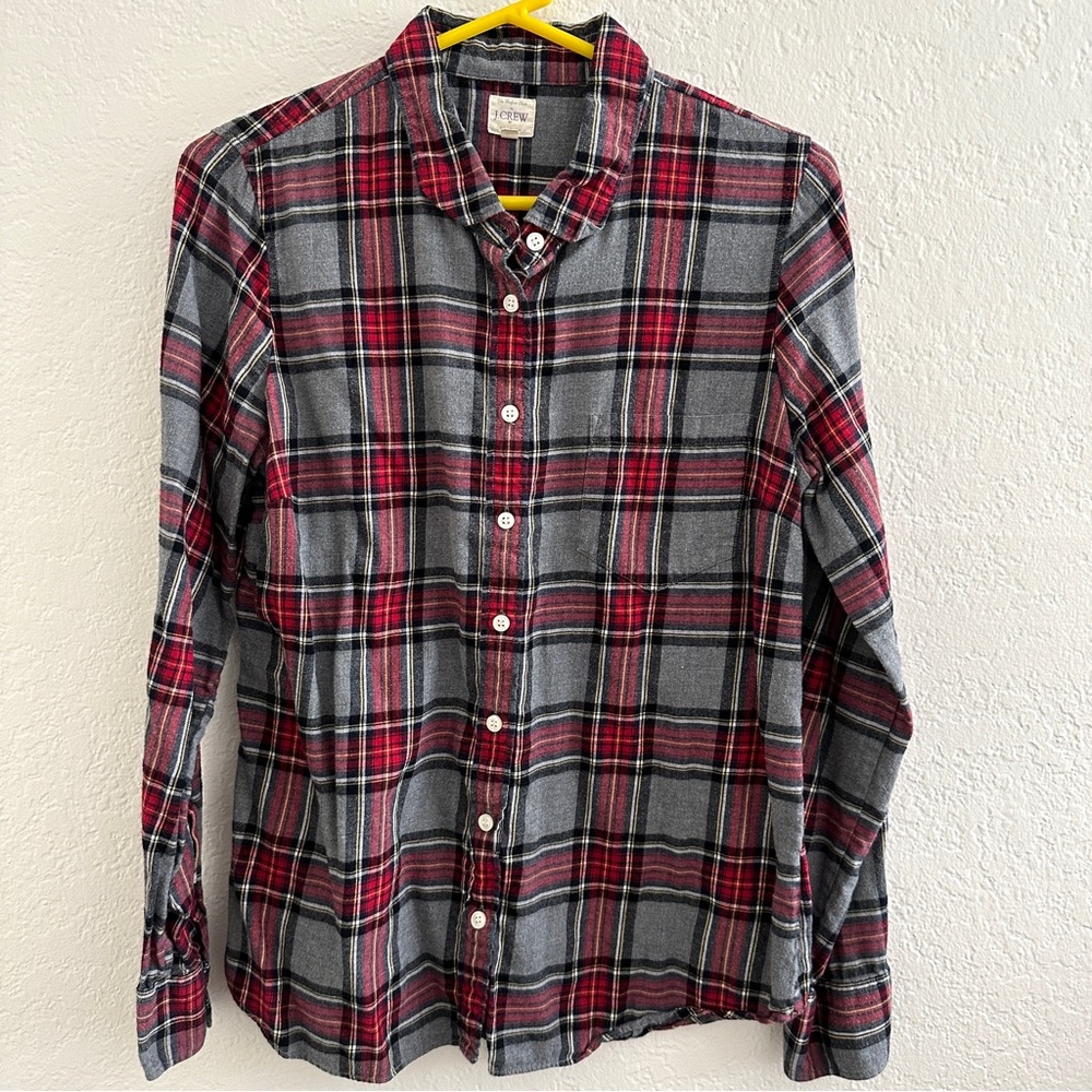 JCrew Factory gray and red plaid button down shirt size M